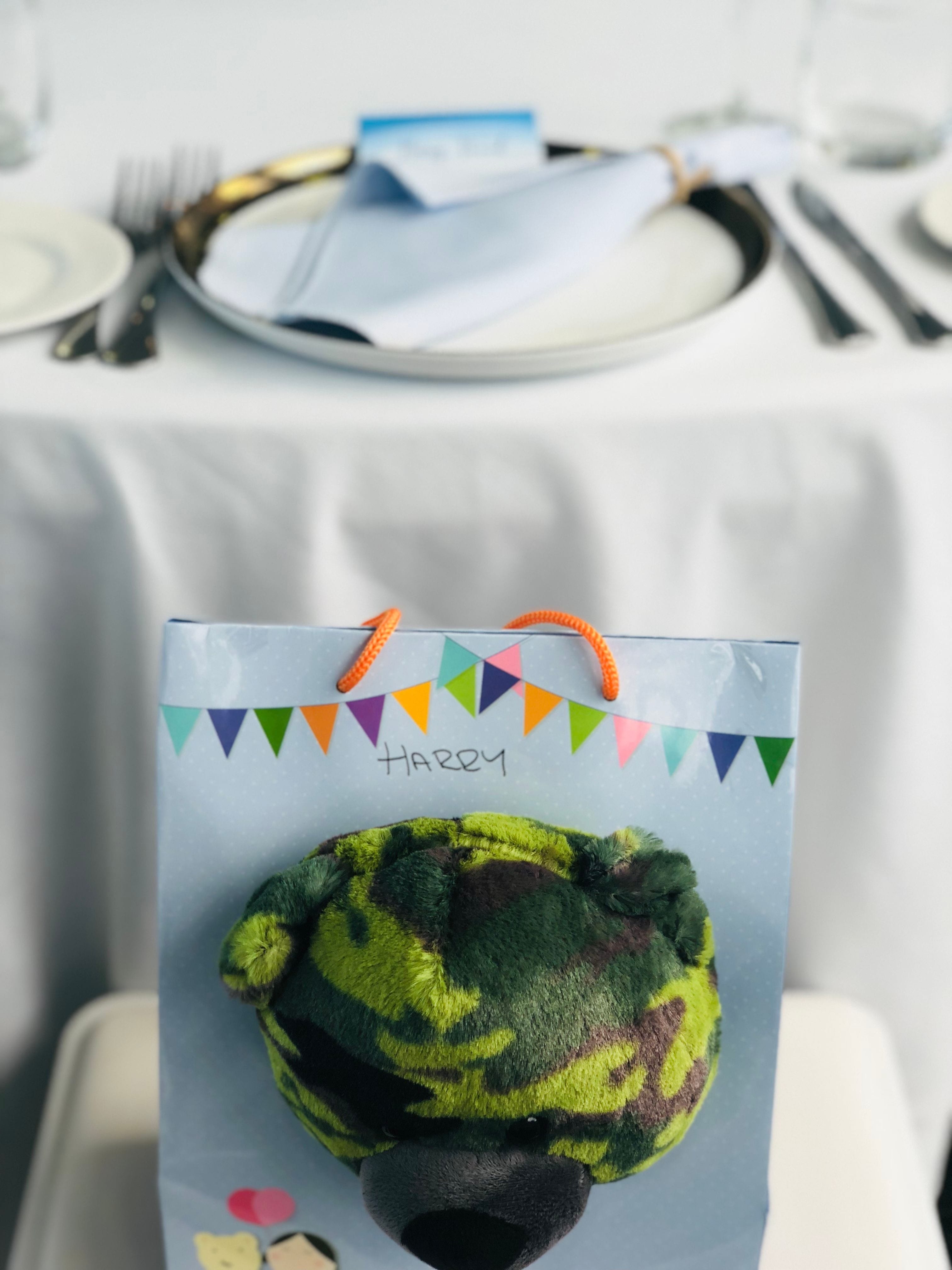 Here are our tips to keep kids focused during your beach wedding ceremony and occupied during your luxury wedding reception